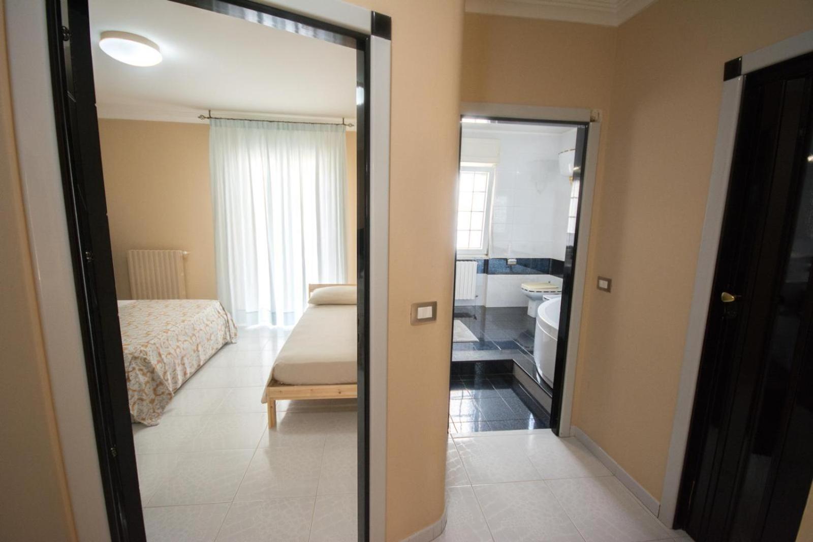 Al Vecchio Fontanile Bed and Breakfast Lesina Buitenkant foto