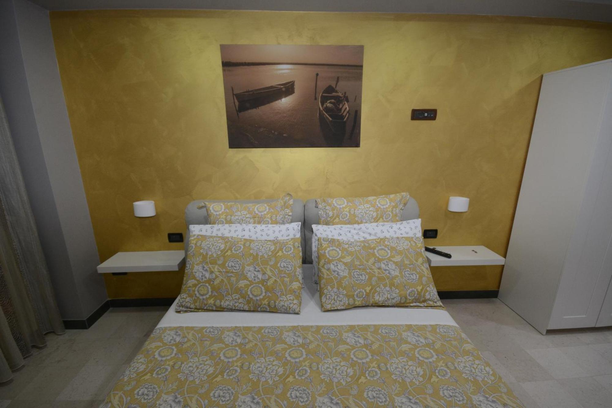 Al Vecchio Fontanile Bed and Breakfast Lesina Buitenkant foto