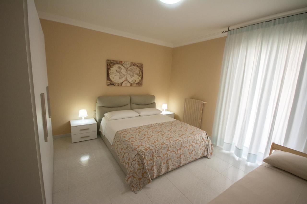 Al Vecchio Fontanile Bed and Breakfast Lesina Buitenkant foto