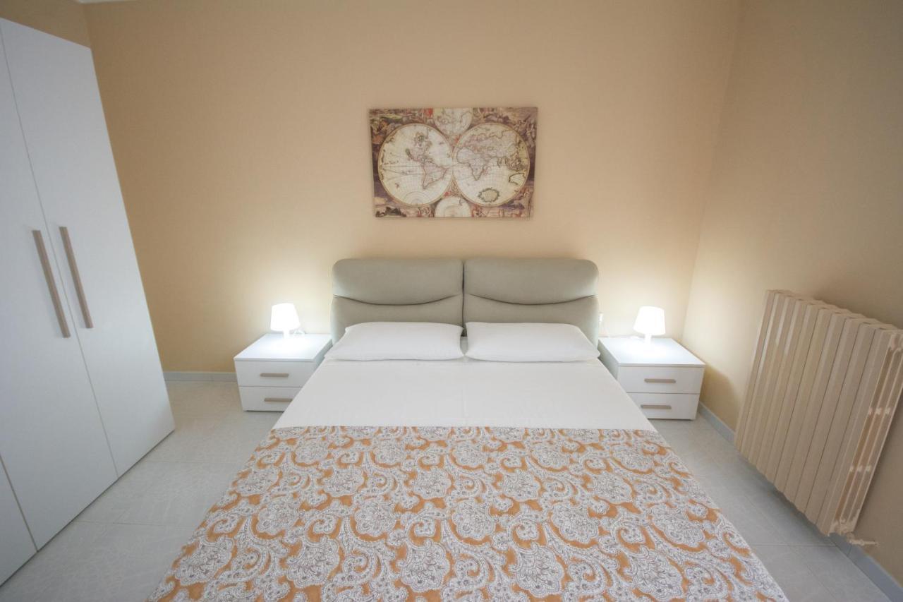 Al Vecchio Fontanile Bed and Breakfast Lesina Buitenkant foto