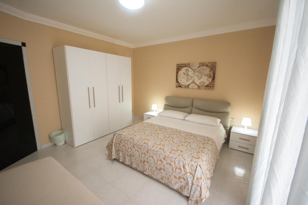 Al Vecchio Fontanile Bed and Breakfast Lesina Buitenkant foto